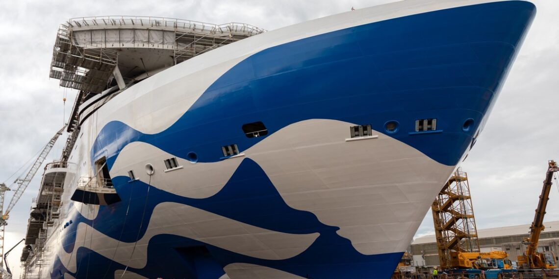 Sun Princess se mantendrá en astilleros de Fincantieri por más tiempo del programado