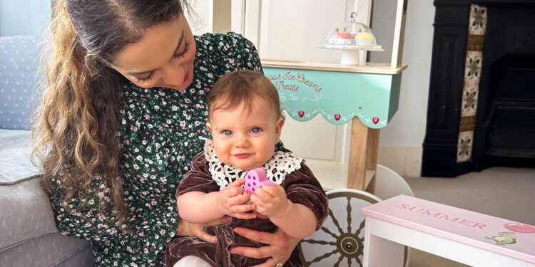 Whitney Valverde, la tica que se dedicaba a conocer el mundo, cambió los viajes por los pañales