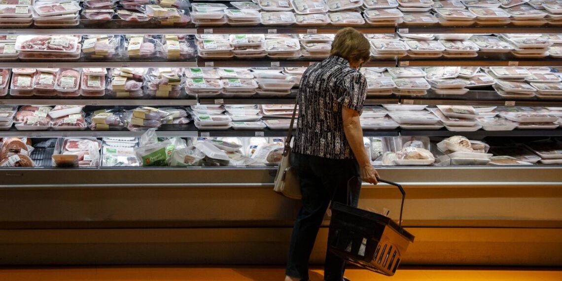 Mexico Discount Retailer BBB Foods Seeks Over $400 Million in US IPO