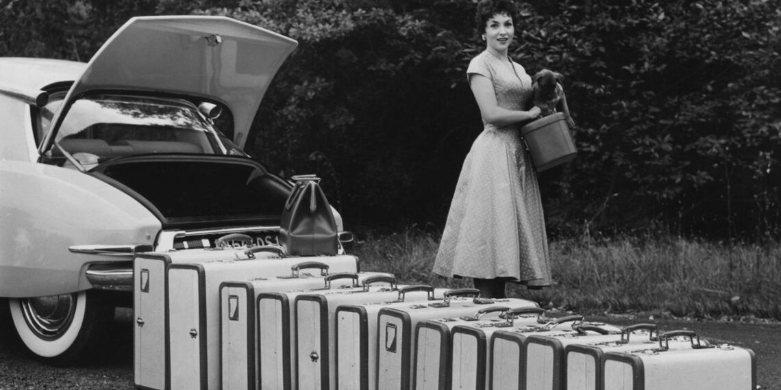 La mejor y más vendida maleta de cabina de Amazon es perfecta para un viaje corto o escapada y cuesta menos de 40 euros