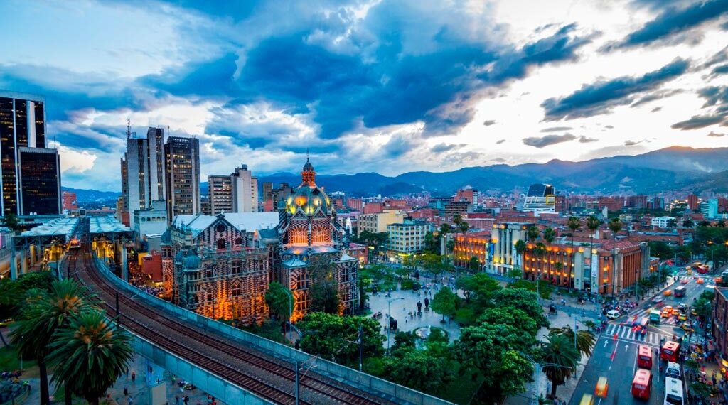 La mayor agencia de viajes de Colombia se lanza a comprar hoteles | Noticias de Hoteles