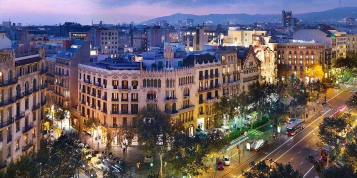 El paseo de Gràcia en una imagen de archivo
