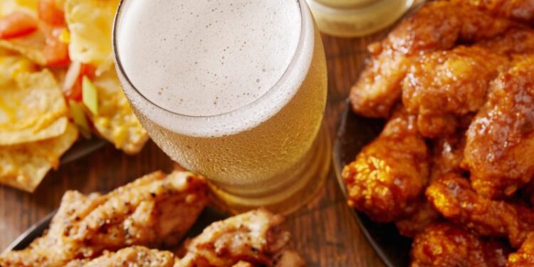 What Super Bowl foods are cheapest for watch parties?