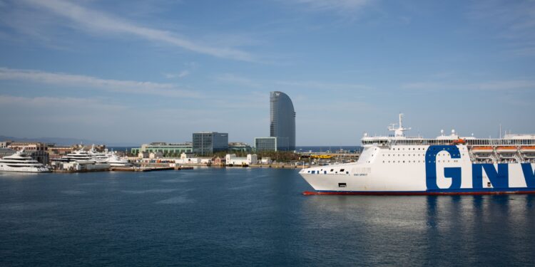 Los cruceros no cargarán agua en Barcelona en plena emergencia por sequía