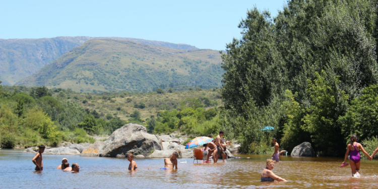 los mejores destinos para visitar unas vacaciones de aventura