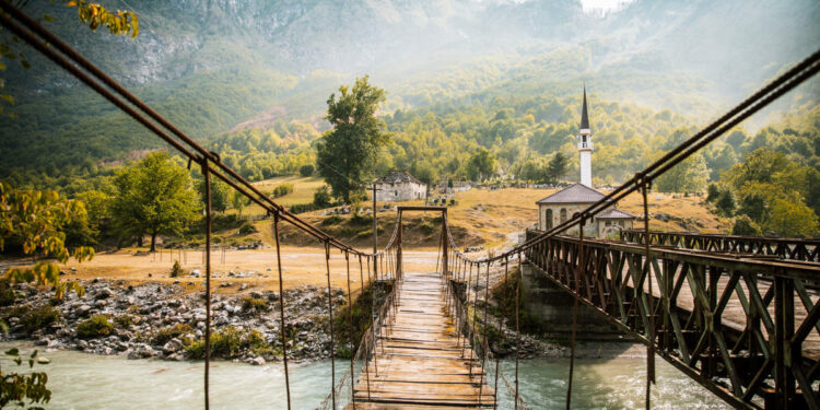 13 lugares imprescindibles entre la Riviera Albanesa y los Alpes Dináricos