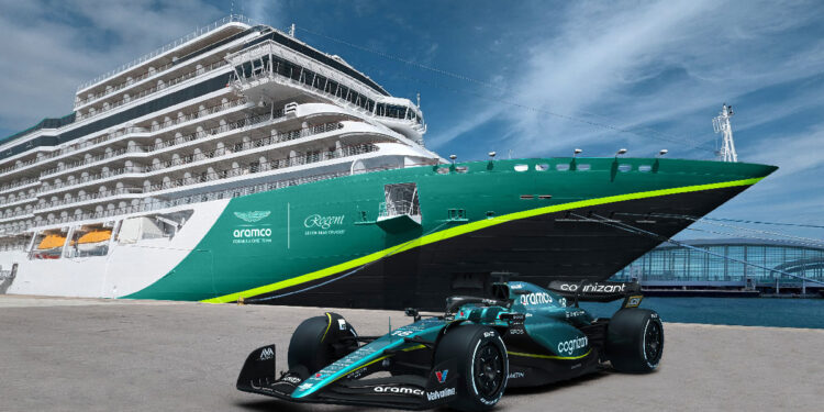 Conducir un Fórmula 1 en un crucero de lujo, es posible