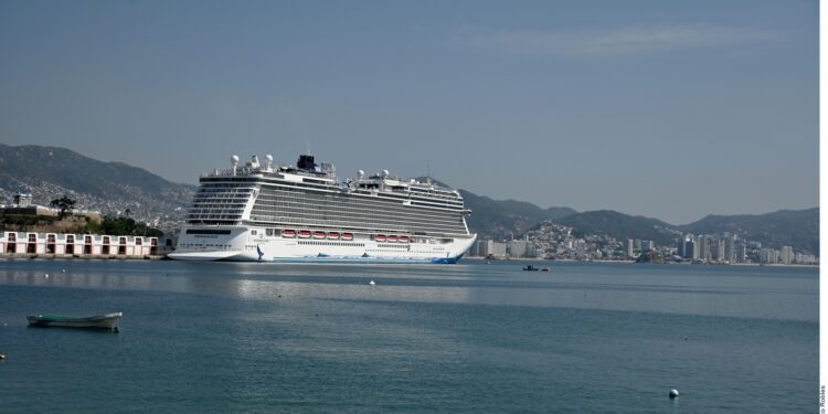 Espera México 712 millones de dólares por cruceristas