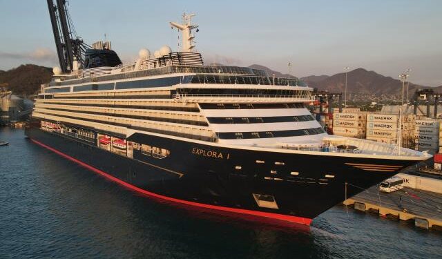 por primera vez un crucero pernoctó en Santa Marta