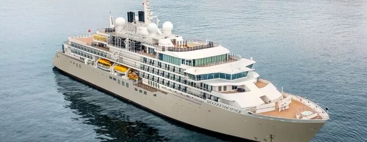 Punta Arenas recibe al crucero Silver Endeavourn