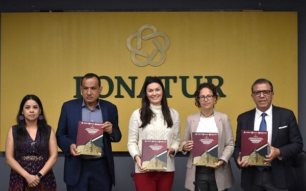 SEFOTUR Yucatán recibe el programa de desarrollo turístico integral sostenible #Senderos Mayas”