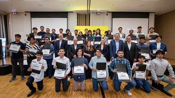  Samsung México celebra el cierre de la edición 2023 de su programa de Responsabilidad Social Samsung Innovation Campus, con la participación de 350 estudiantes