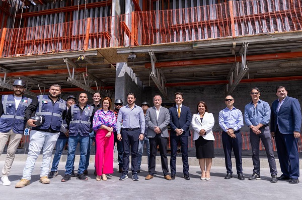 Supervisan autoridades estatales avances en construcción de Torre Rise