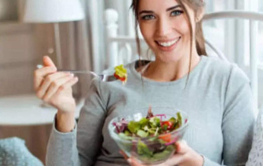 8 Foods You Must Not Eat At All In Pregnancy