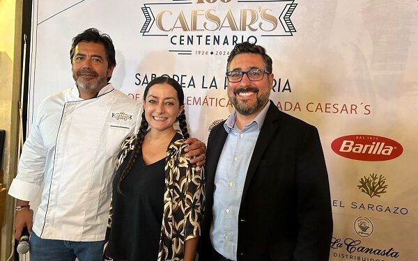 Presentan las actividades del Centenario de La Ensalada Caesar´s
