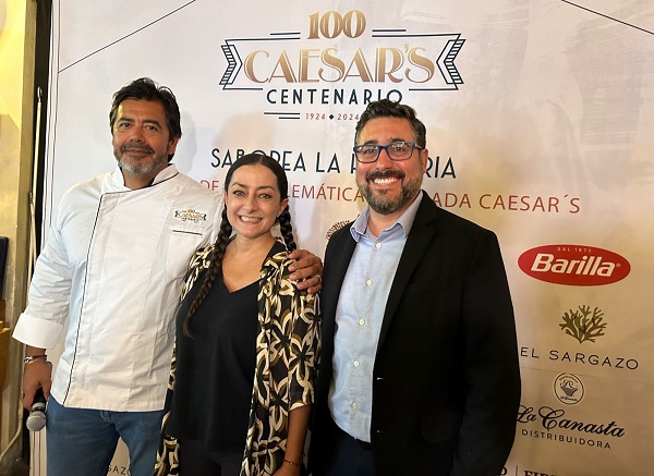 Presentan las actividades del Centenario de La Ensalada Caesar´s