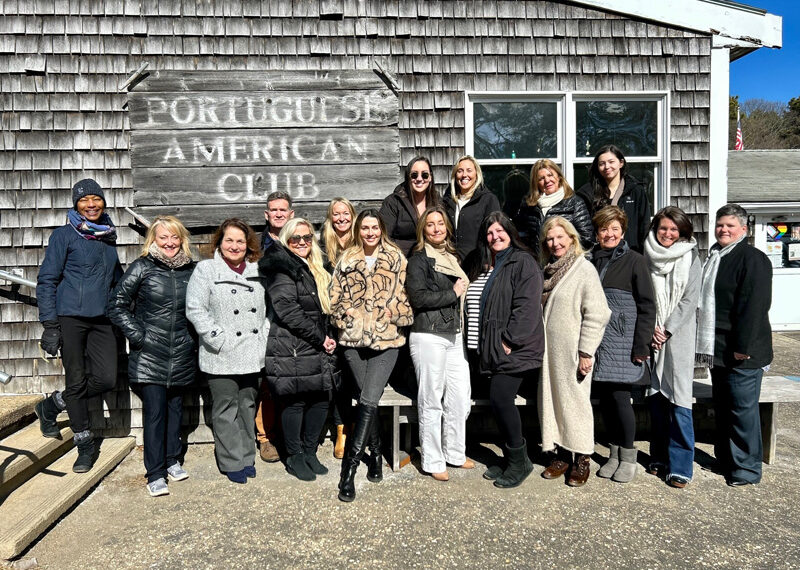 Realtors participate in food drive