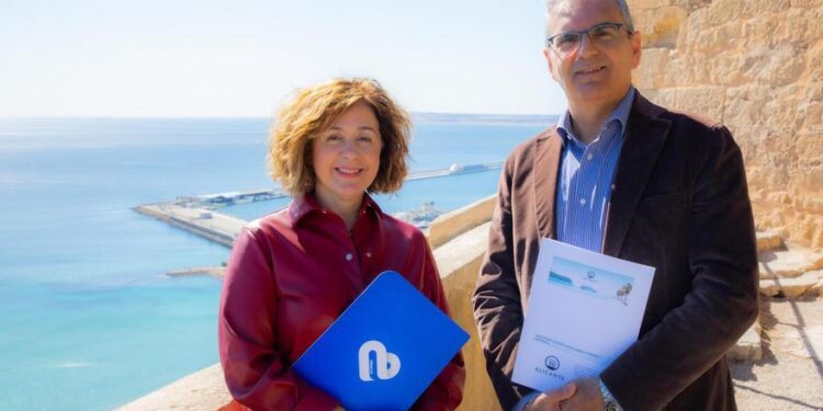 Los hospitales Vithas de Alicante y la Asociación Alicante Cruceros establecen una colaboración estratégica