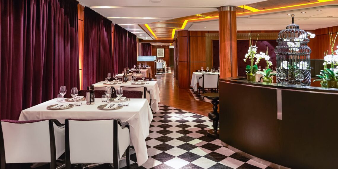 Celestyal da un nuevo aire a sus especialidades gastronómicas