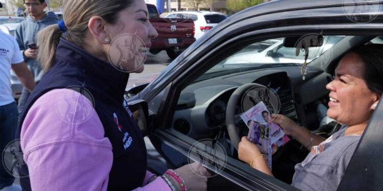 Pide Daniela Álvarez el voto de los fronterizos en cruceros
