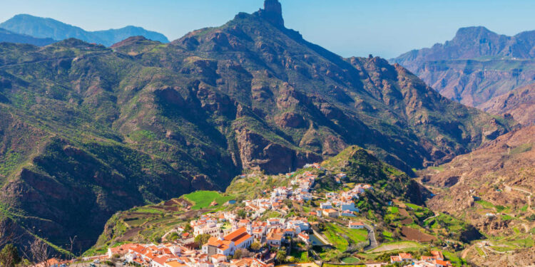 El pueblo de Gran Canaria donde las montañas (y su cocina) son divinas