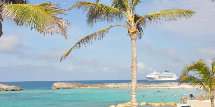 Policía de Bahamas encuentra una mujer de Florida muerta en un crucero