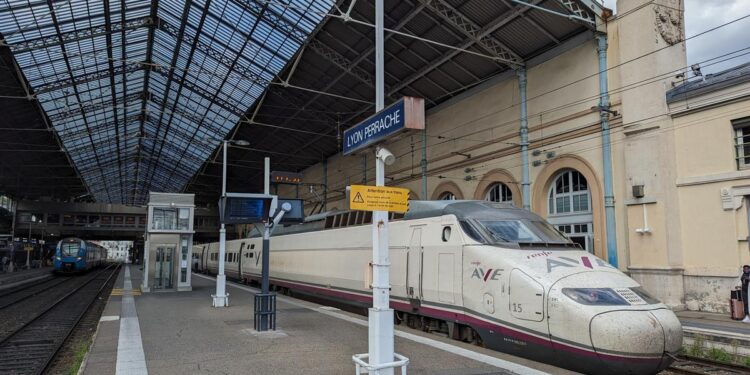 MEDIDAS EQUIPAJE MANO | Renfe: estas son las medidas del equipaje de mano admitidas para viajar