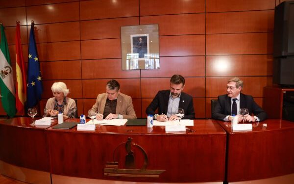 Gobierno andaluz se adhiere al manifiesto por sostenibilidad en náutica y cruceros