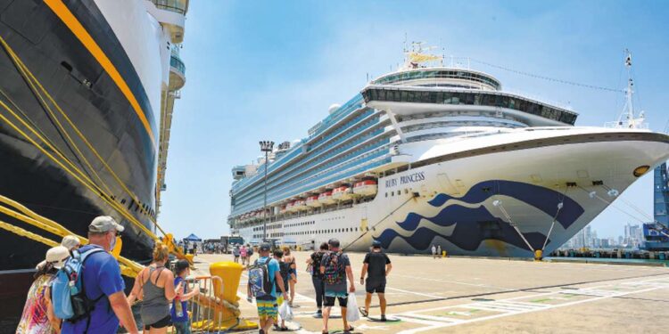 La buena hora de los cruceros en Colombia