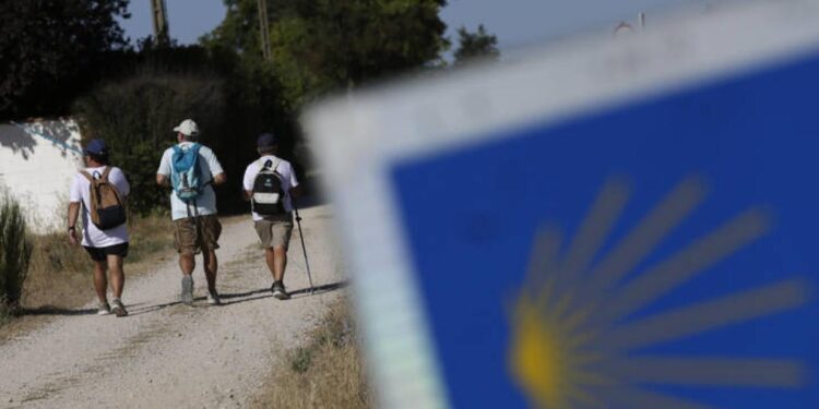 El turismo religioso se impone en los viajes en este puente