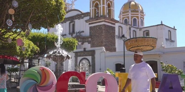 La industria turística es primordial para el desarrollo de Colima