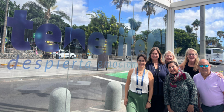 Tenerife reúne a una veintena de agentes de viajes y turoperadores de Estados Unidos