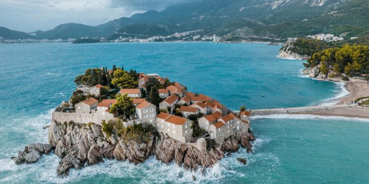 playa, montaña y ciudades medievales a precios bajos