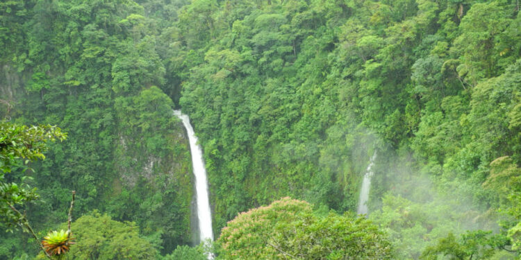 viajes en el sudeste asiático y Centroamérica con agencias locales