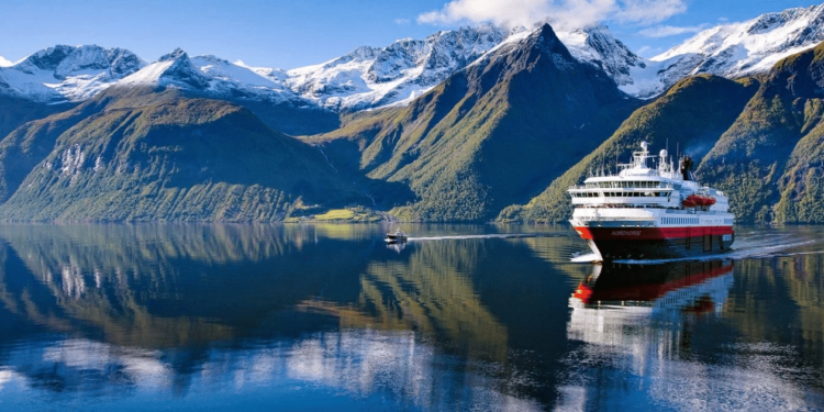 Hurtigruten