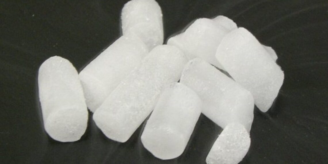 Food safety officer issues show-cause to Gurgaon restaurant where guests were ‘served’ dry ice as mouth freshener | Delhi News