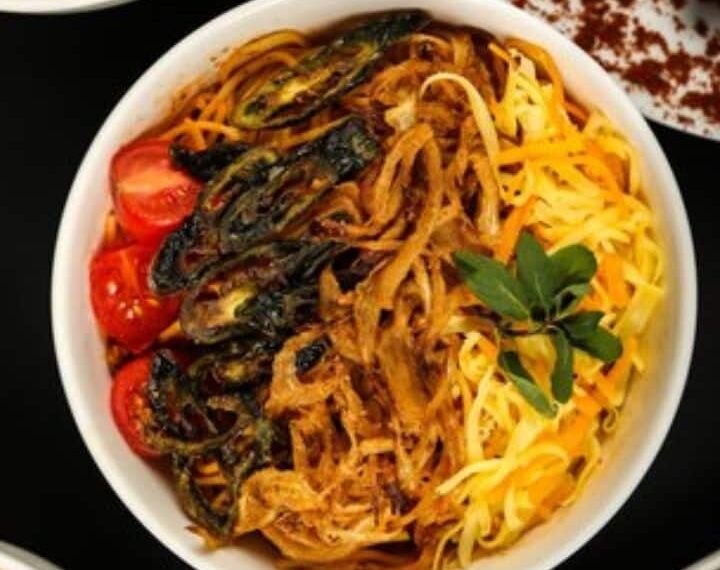 8 Must-Try Famous Foods Of Dubai