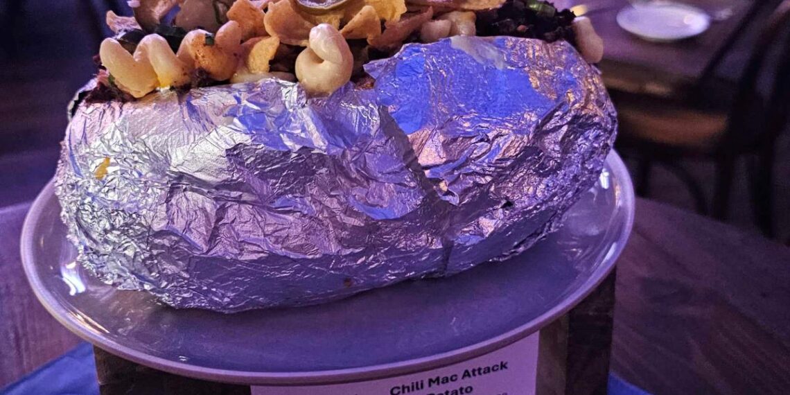 The Award-Winning Carnival Foods to Try During Rodeo Houston 2024