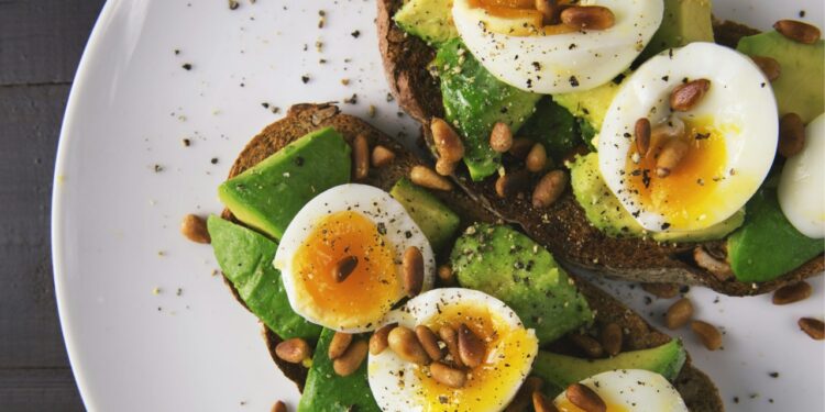 These are the best foods to lower your cholesterol, experts say
