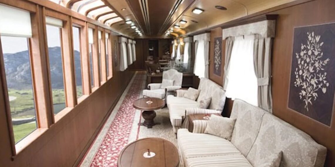Lujo, paisajes increíbles y exquisita gastronomía sobre raíles: así es el tren Transcantábrico