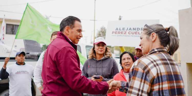 Mantiene Alejandro Pérez Cuéllar cercanía con juarenses con cruceros y recorridos en colonias - ADN