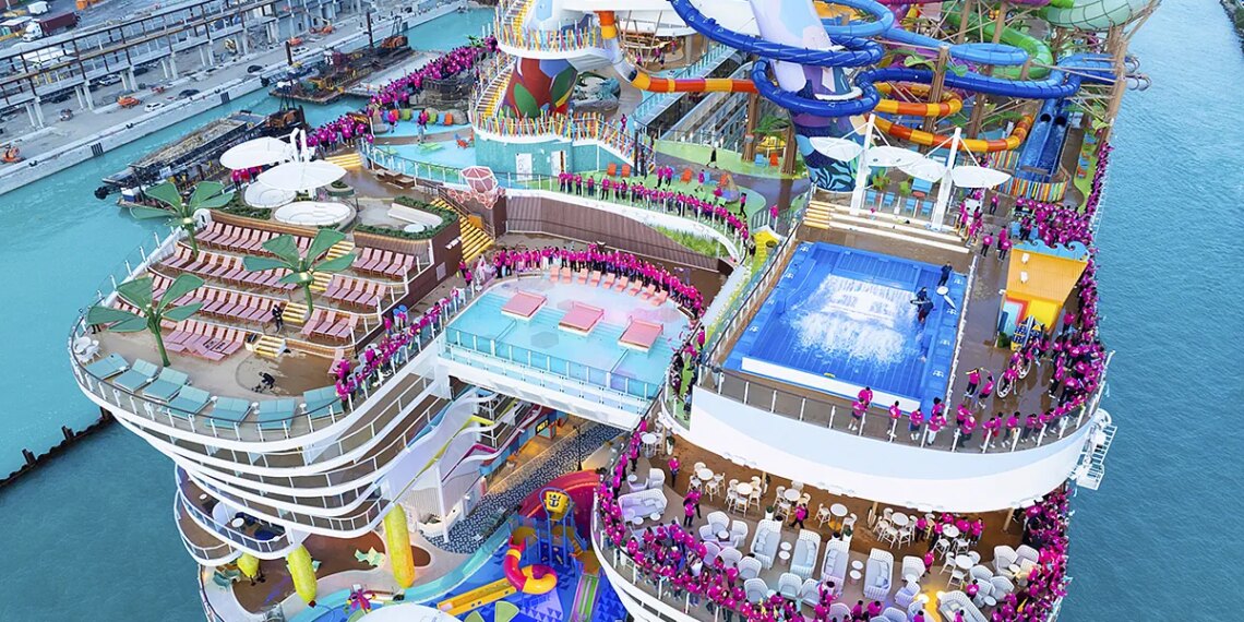 A bordo del 'Icon of the Seas', la madre de todos los cruceros