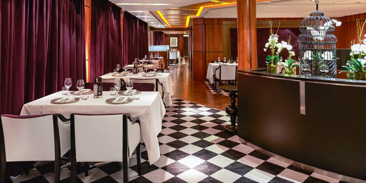 Ambos restaurantes incluyen un descuento del 25% al adquirir el paquete ‘Celestyal Plus+ Experience’, que también incluye el paquete premium de bebidas ‘Sky High’.