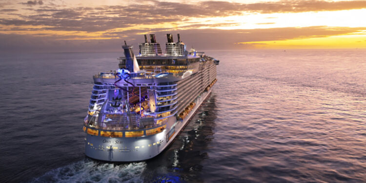 El ‘Voyager of the Seas’, como novedad de la naviera, saldrá de Barcelona los días 5 de agosto, 2 y 30 de septiembre recorriendo parte del Mediterráneo.