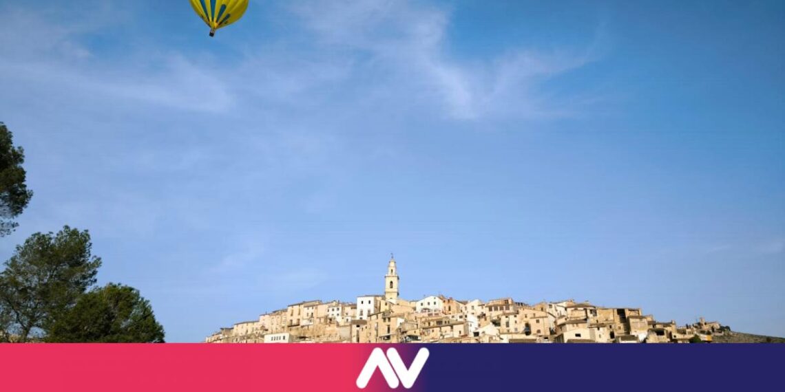 La Diputación potencia el turismo de interior con experiencias como viajes en globo y visitas a bodegas