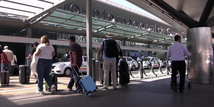 La Imposición de Visa a Mexicanos para Ingresar a Canadá Afecta a Agencias de Viajes