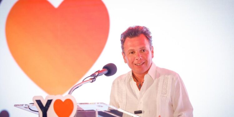 Pablo Lemus presenta estrategias para potenciar la industria turística jalisciense