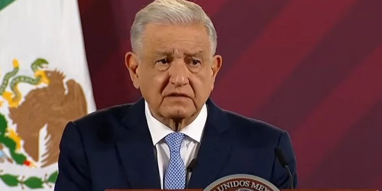 Ésta es la propuesta de AMLO para reactivar el turismo en Acapulco tras paso del Huracán Otis