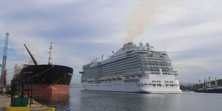 Tan solo en enero, Mazatlán recibió 55 mil cruceristas