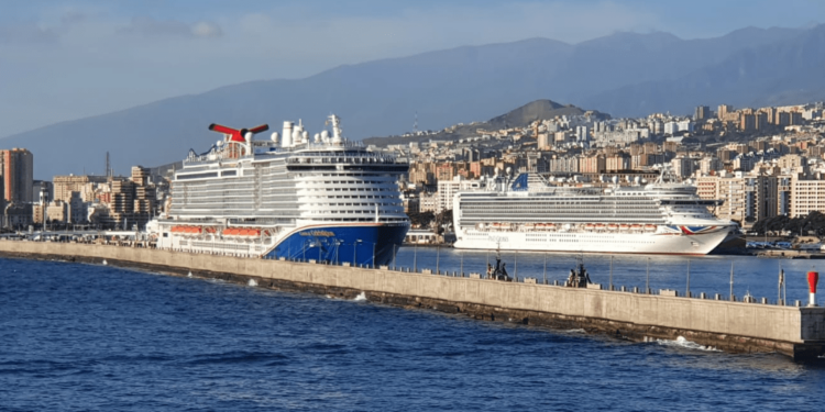 Tenerife acogerá una decena de cruceros en primera escala en lo que resta de temporada